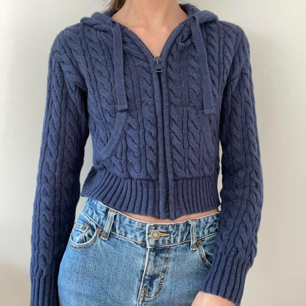 American Eagle Womens Navy Crop Sweater